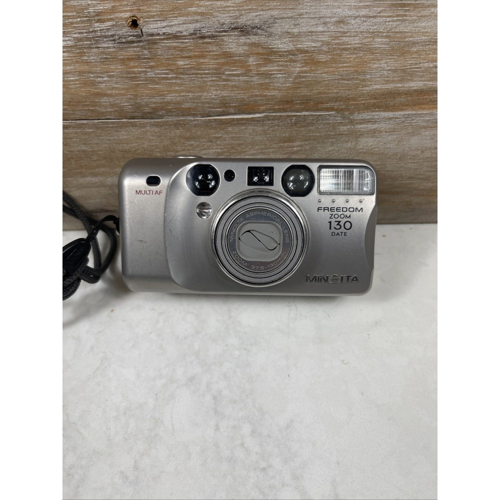 Minolta Freedom Zoom 130 Date 35mm Point & Shoot Film Camera *UNTESTED*